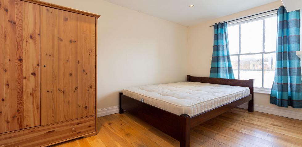 			2 Bedroom, 1 bath, 1 reception Flat			 Saltram Creascent, MAIDA VALE